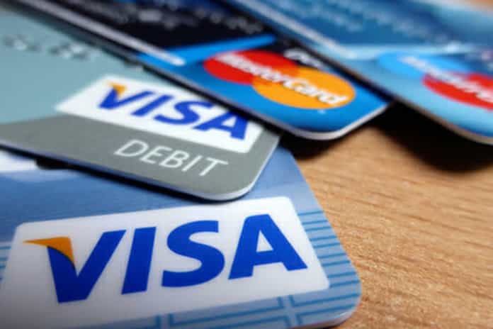 Top 6 Credit Cards With No Annual Fees In India
