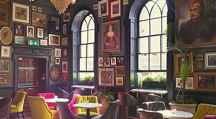 The-Guide-To-Purchasing-Restaurant-Tables-And-Chairs