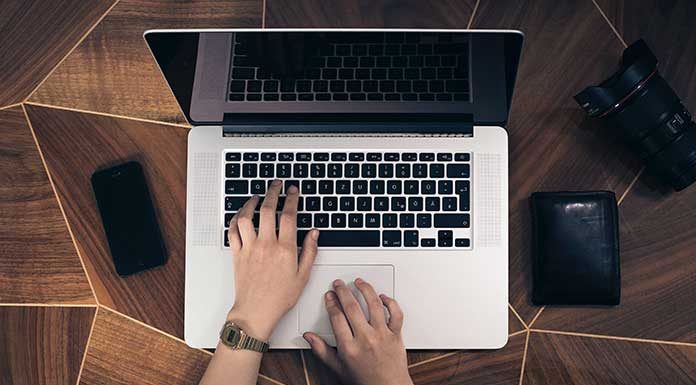 The-Pros-And-Cons-Of-Global-Internet-Usage