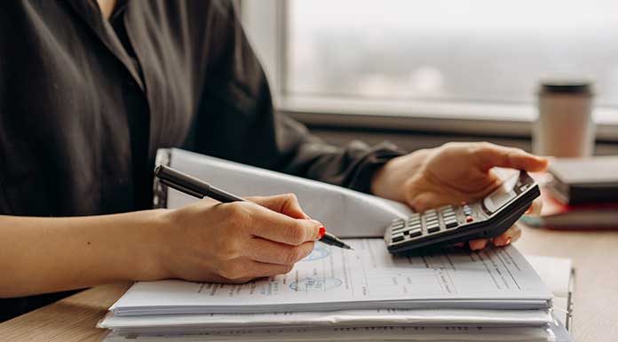 How Much Does Enrolling In An MBA Accounting Cost