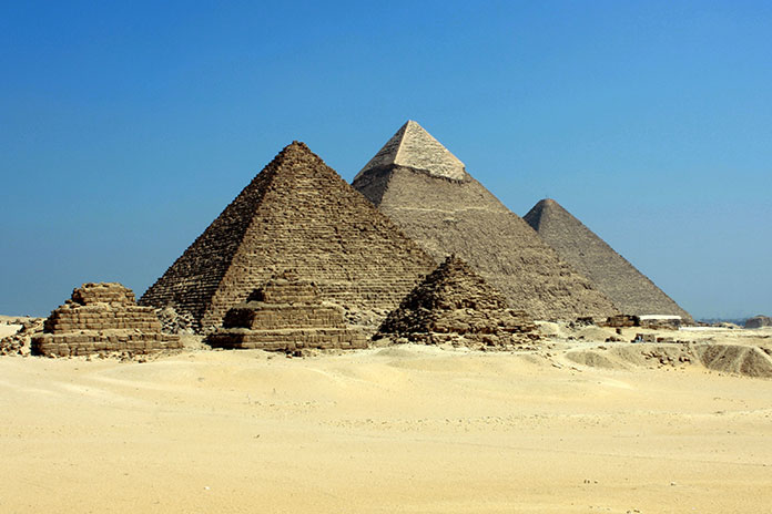 How Technology Helps Make New Discoveries in the Egyptian Pyramids