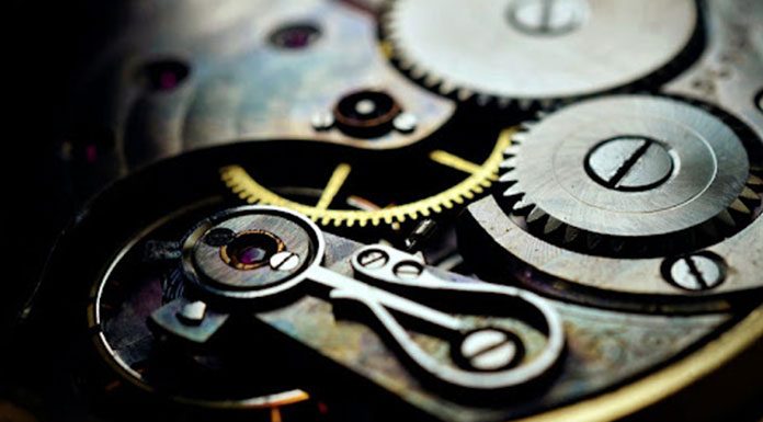 Synergy Between Monitoring As Code And Infrastructure As Code In The Cloud
