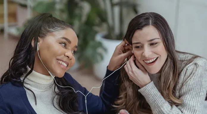 Why Do Security Professionals Still Prefer Wired Earpieces
