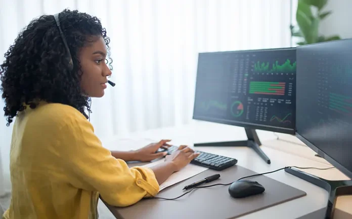 What Does a Business Intelligence Analyst Actually Do Every Day What Does a Business Intelligence Analyst Actually Do Every Day